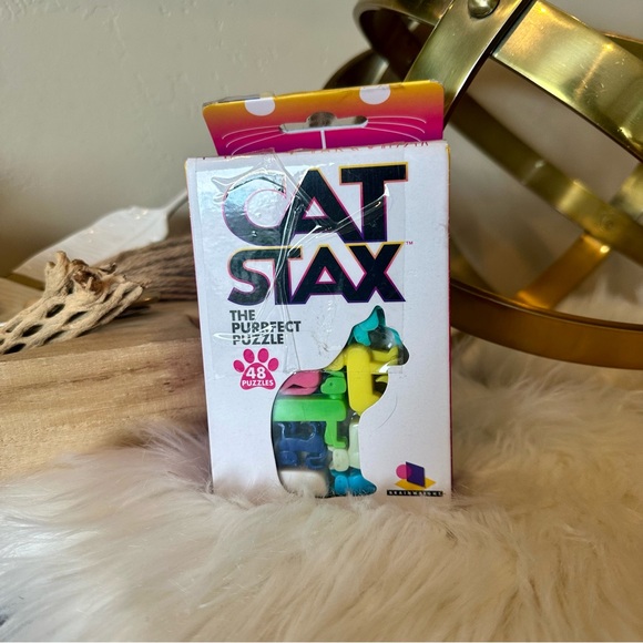 Brainwright Cat Stax The Purrfect 48 Puzzle Game - Picture 2 of 3